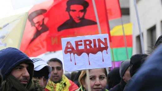 Pokud bude kurdský politik vydán, budou nespokojení Kurdové a jejich příznivci, ale pravděpodobně i organizace zabývající se lidskými právy