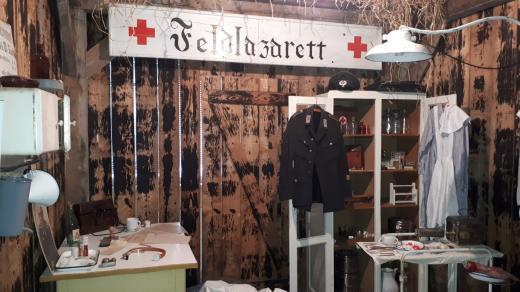 Válka znamenala také nekonečná zranění a bolest. Zdejší lazaret to připomíná
