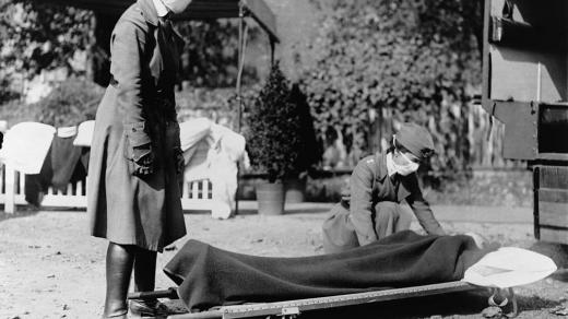 Práce Červeného kříže během pandemie španělské chřipky