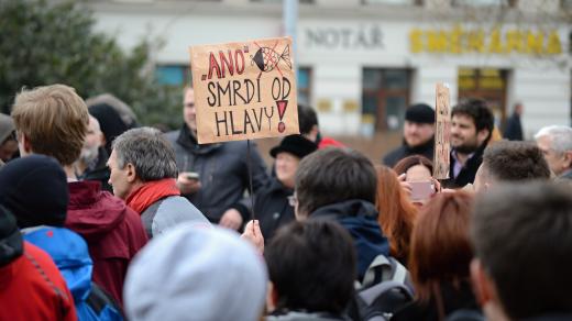 Zhruba dvě stovky lidí podpořily v Ostravě iniciativu #VyjdiVen