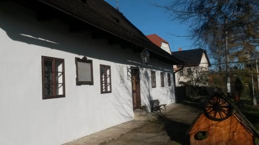 Přízemní domek vybudoval v roce 1797 otec Františka, Jiří Palacký