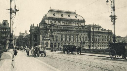 Národní divadlo kolem roku 1909