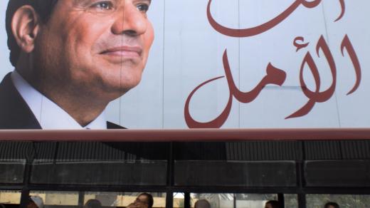 Prezident Abdal Fattáh Sísí i po posledních volbách zůstane ve funkci, vždyť získal 97 procent hlasů