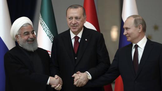 Setkání Recepa Tayyipa Erdogana s prezidenty Íránu a Ruska směřuje k překreslení dosavadní politické moci v regionu