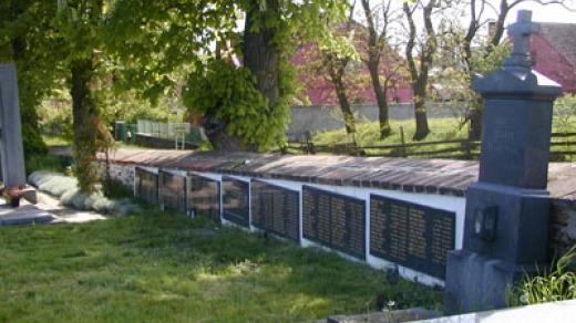 Hřbitov v Mirovicích