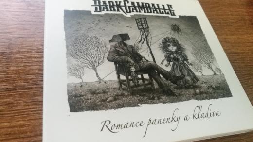 Dark Gamballe: Romance panenky a kladiva