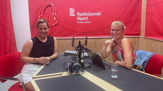 Ve studiu Radiožurnálu Sport se sešly dvě kamarádky tenistky Dominika Cibulková a Andrea Sestini Hlaváčková