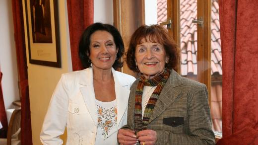 Marie Rottrová a Jiřina Fikejzová (2008)
