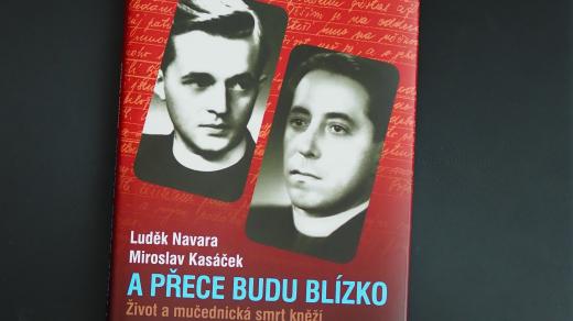 Kniha Luďka Navary a Miroslava Kasáčka o obětem babických procesů