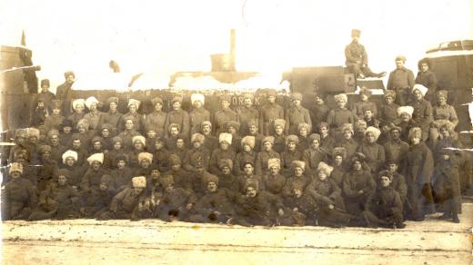 Obrněný vlak českých legionářů v Rusku s názvem Orlík