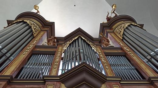Varhany v Bazilice sv. Vavřince a sv. Zdislavy v Jablonném v Podještědí procházejí opravou