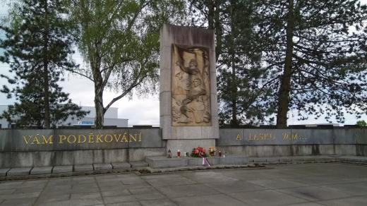 Pomník rudoarmějcům na hřbitově svaté Otýlie v Českých Budějovicích