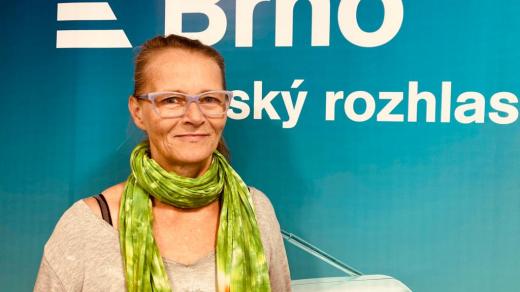 Zdeňka Klanicová ve studiu Českého rozhlasu Brno