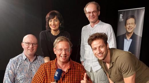 Tobogan živě z pražského Divadla Metro. Hosty moderátora Aleše Cibulky byli Daniela Šinkorová, Adrian Jastraban, Milan Peroutka