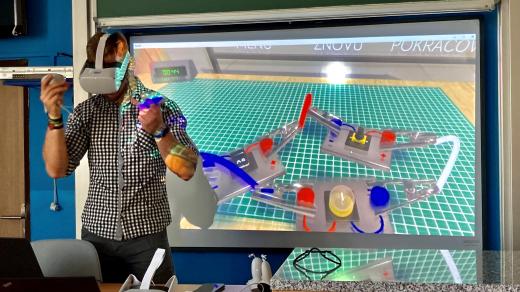 Žáky základní školy v Údlicích čeká od září výuka fyziky ve virtuální realitě