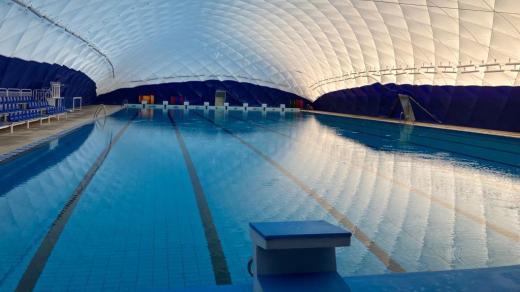 Bazén ve Strakonicích zakrytý nafukovací halou