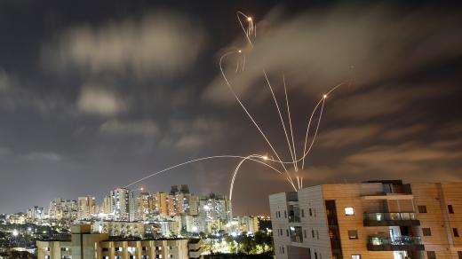 Útoky Hamásu na Izrael pokračují