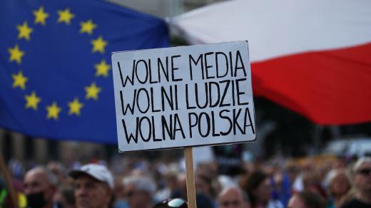Transparent svobodná média, svobodní lidé, svobodné Polsko