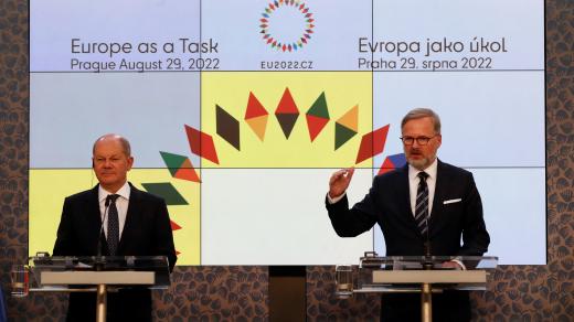 Premiér Petr Fiala se s německým kancléřem Olafem Scholzem během zhruba dvouhodinové schůzky shodli, že je nutné nalézt celoevropské řešení pro snížení cen elektřiny