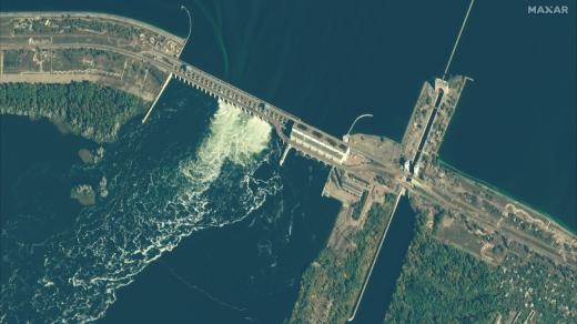 Kachovská vodní elektrárna leží na řece Dněpr v Chersonské oblasti na jihu Ukrajiny