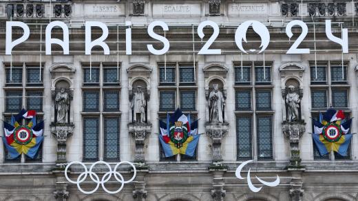 Olympijské hry v Paříži může zhatit politika