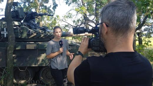 Darja Stomatová před kamerou, Martin Boubín za kamerou