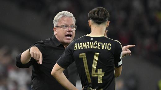 Trenér pražské Sparty Lars Friis a křídelník Veljko Birmančević