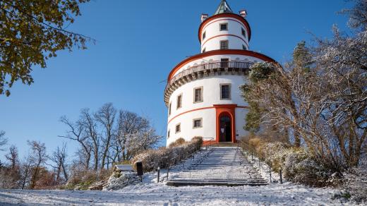 Zámek Humprecht je přístupný po celý rok