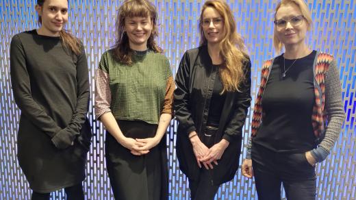 Karolína Plášková, Tereza Lišková, Markéta Dolejšová a Tereza Stehlíková v ArtCafé