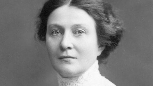 Františka Plamínková (1875-1942 ) česká politička a novinářka, organizátorka feministického hnutí, 1925-1929 senátorka NS, účastnice domácího odboje za okupace, popravena za heydrichiády