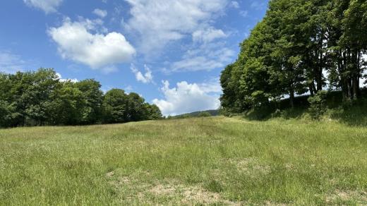 Krajina v okolí Křížové hory na Karlovarsku