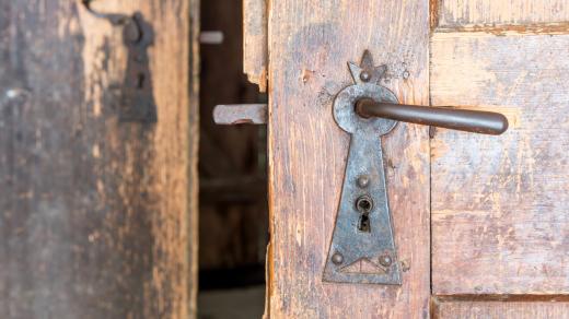 Staré dřevěné dveře