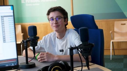 Martin Teplý ve studiu Českého rozhlasu Hradec Králové