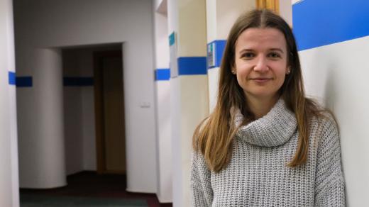 Kristýna Trpková ve studiu Českého rozhlasu Hradec Králové