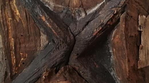 Detail českotřebovského hraničního kříže