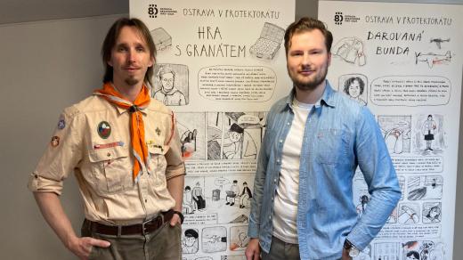 Autoři výstavy Petr Chlebec a Jiří Sochorek hledali příběhy běžných lidí za války