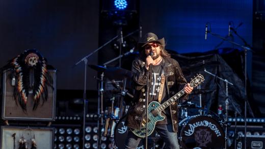 Robert Kodym s kapelou Wanastowi Vjecy na festivalu Hrady CZ