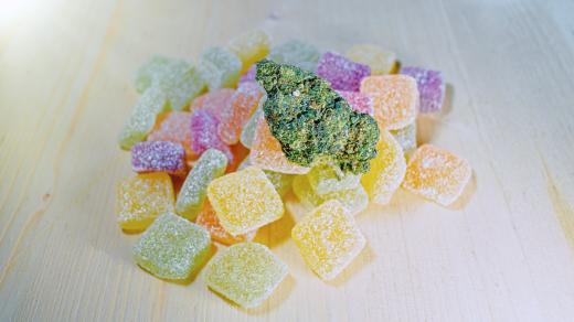 HHC, kanabinoidy, THC, marihuana