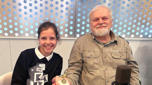 hovatel holubů Jaroslav Frenzl s vnučkou Amélií Šturm