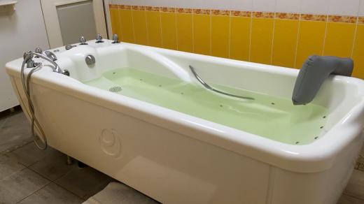 I v ASTORIA Hotel & Medical Spa se pro koupele využívá voda z Vřídla