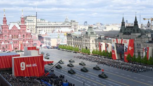 Vojenská přehlídka ke Dni vítězství na Rudém náměstí v Moskvě