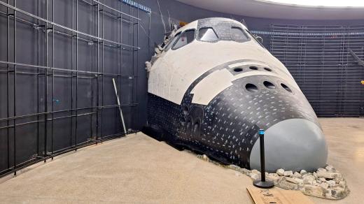 Planetárium se po opravě znovu otevře pro návštěvníky 14. černa