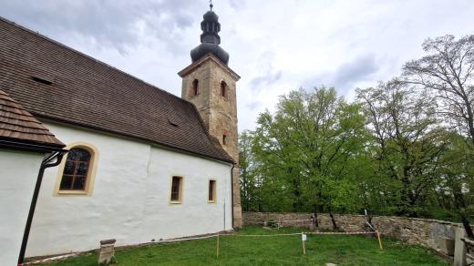 Kostel v Klení u Benešova nad Černou