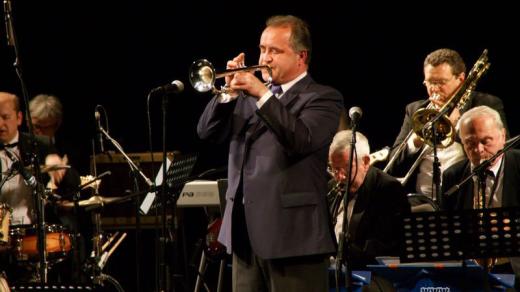 Rozhlasový swingový orchestr a jeho hosté aneb 65 let na jihočeské vlně