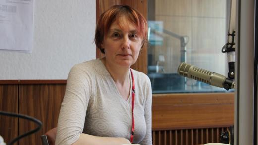 Jana Tichá ve studiu Českého rozhlasu České Budějovice