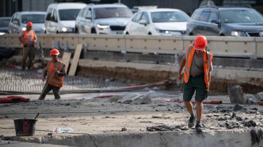 Revitalizace Václavského náměstí. Stavba nové tramvajové trati.