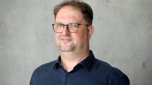 Předsedy akademického senátu Katolické teologické fakulty Univerzity Karlovy docenta Davida Vopřada