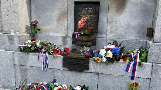 Památník obětem invaze vojsk Varšavské smlouvy do Československa v roce 1968 v Liberci