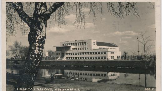 Městské lázně, Hradec Králové, 1933