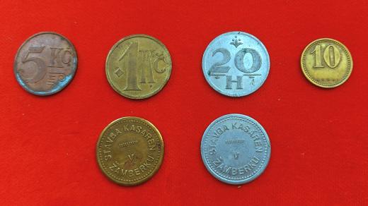 Speciální mince sloužily zejména dělníkům při stavbě kasáren v Žamberku